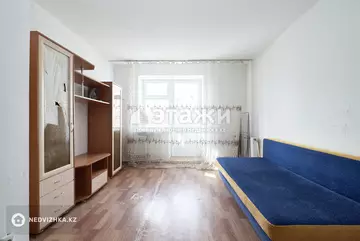1-комнатная квартира, этаж 4 из 5, 36 м²