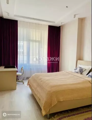 4-комнатная квартира, этаж 2 из 21, 105 м²