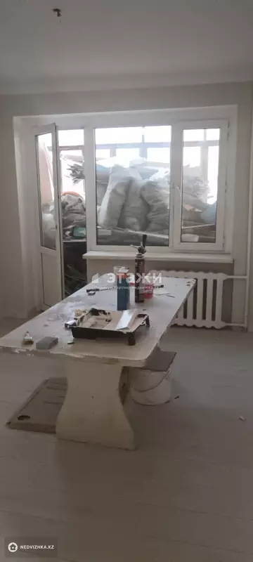 3-комнатная квартира, этаж 4 из 5, 63 м²