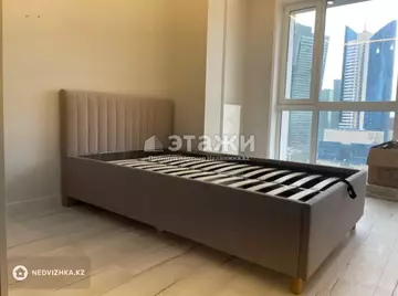 4-комнатная квартира, этаж 15 из 21, 100 м²