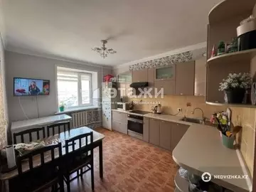 3-комнатная квартира, этаж 5 из 10, 80 м²