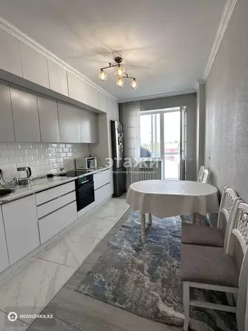 1-комнатная квартира, этаж 3 из 9, 44 м²