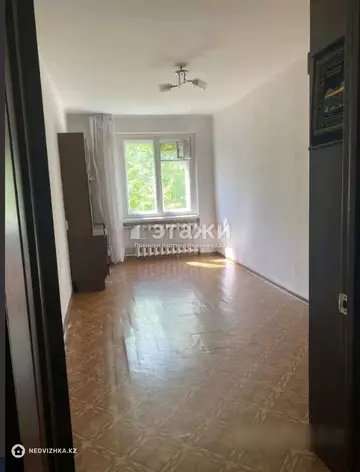 2-комнатная квартира, этаж 4 из 5, 45 м²