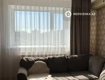3-комнатная квартира, этаж 4 из 9, 90 м²