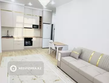 3-комнатная квартира, этаж 9 из 15, 50 м²