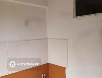 1-комнатная квартира, этаж 5 из 5, 30 м²