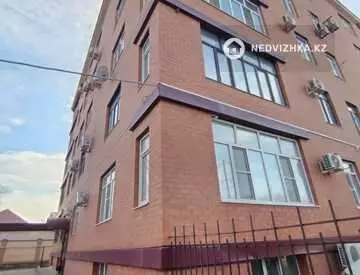 3-комнатная квартира, этаж 1 из 5, 151 м²