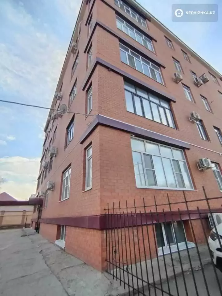 151.2 м², 3-комнатная квартира, этаж 1 из 5, 151 м², изображение - 1