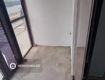 Помещение, этаж 1 из 9, 93 м²