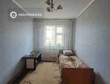 4-комнатная квартира, этаж 2 из 5, 63 м²