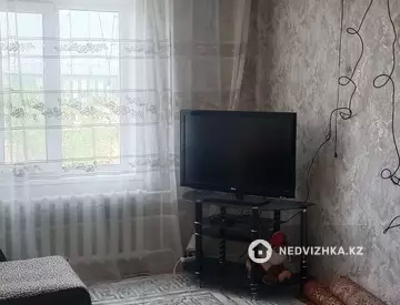 3-комнатная квартира, этаж 4 из 5, 65 м²
