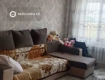 3-комнатная квартира, этаж 4 из 5, 65 м²