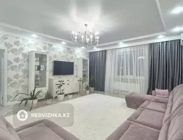 3-комнатная квартира, этаж 4 из 5, 128 м²