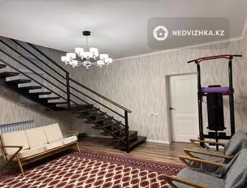 5-комнатный дом, 10 соток, 206 м²