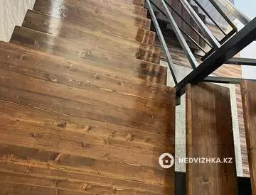 5-комнатный дом, 10 соток, 206 м²