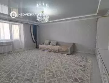 3-комнатная квартира, этаж 3 из 5, 106 м²
