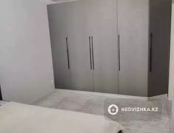 2-комнатная квартира, этаж 3 из 9, 56 м²