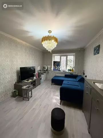 2-комнатная квартира, этаж 3 из 5, 45 м²