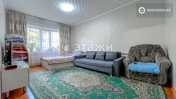 3-комнатная квартира, этаж 1 из 9, 73 м²