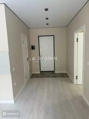 1-комнатная квартира, этаж 4 из 10, 46 м²