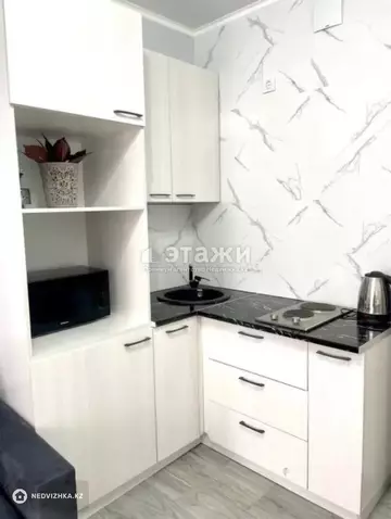 1-комнатная квартира, этаж 3 из 10, 48 м²