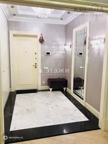 4-комнатная квартира, этаж 5 из 15, 185 м²