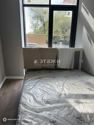 2-комнатная квартира, этаж 1 из 13, 42 м²