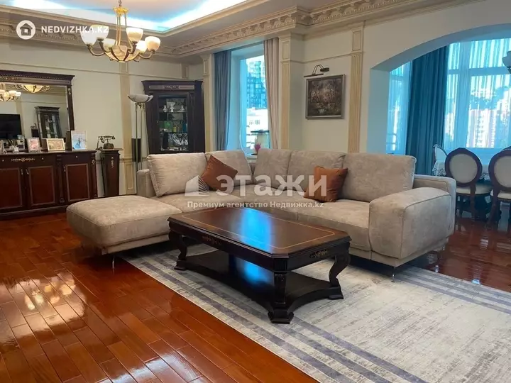 167.5 м², 5-комнатная квартира, этаж 8 из 19, 168 м², изображение - 1