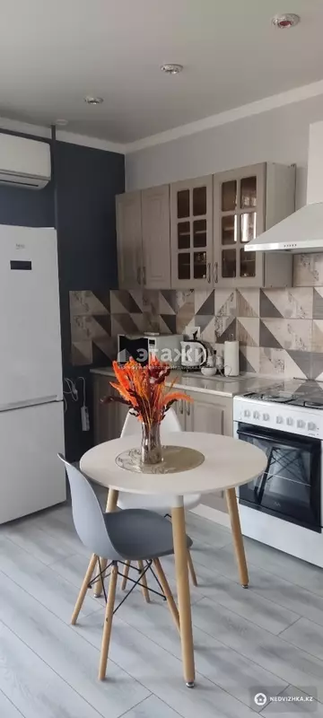47 м², 1-комнатная квартира, этаж 8 из 10, 47 м², на длительный срок, изображение - 7
