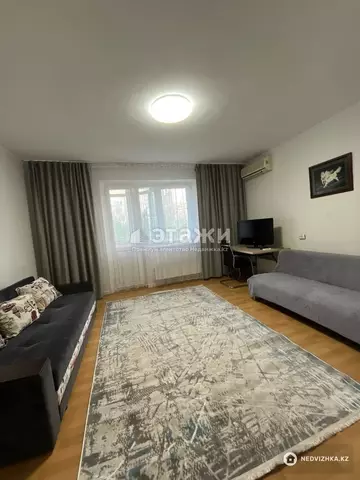 2-комнатная квартира, этаж 4 из 9, 50 м², на длительный срок