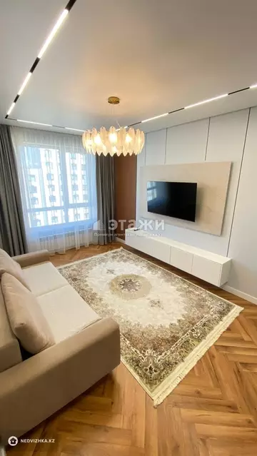 1-комнатная квартира, этаж 12 из 16, 45 м², на длительный срок