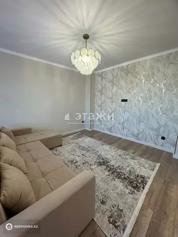 1-комнатная квартира, этаж 6 из 12, 42 м²
