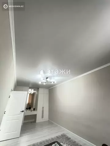 2-комнатная квартира, этаж 8 из 10, 62 м²