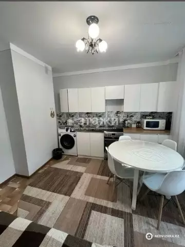 1-комнатная квартира, этаж 8 из 14, 47 м²