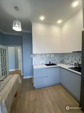 1-комнатная квартира, этаж 3 из 18, 41 м²