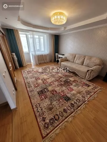 3-комнатная квартира, этаж 8 из 10, 100 м²