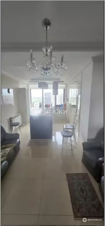 4-комнатная квартира, этаж 12 из 33, 167 м²