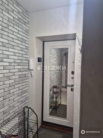 2-комнатная квартира, этаж 3 из 5, 45 м²