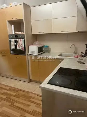 2-комнатная квартира, этаж 12 из 16, 64 м²