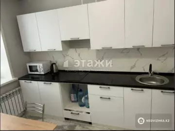 1-комнатная квартира, этаж 2 из 12, 40 м²