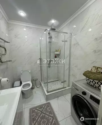 2-комнатная квартира, этаж 8 из 8, 58 м²