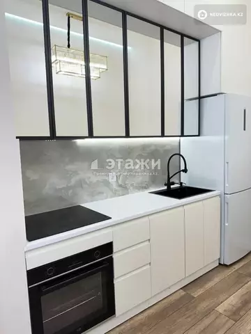 2-комнатная квартира, этаж 14 из 14, 56 м²