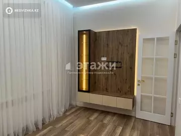 2-комнатная квартира, этаж 14 из 14, 56 м²
