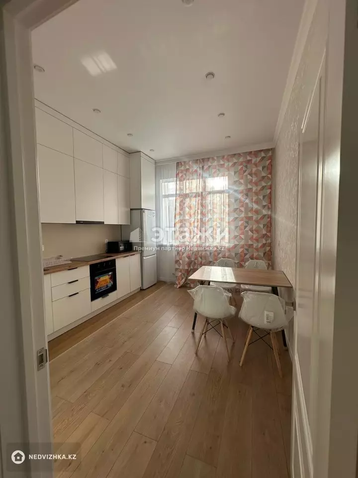 77 м², 2-комнатная квартира, этаж 2 из 8, 77 м², изображение - 1