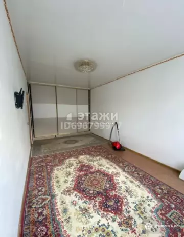 1-комнатная квартира, этаж 4 из 5, 35 м²