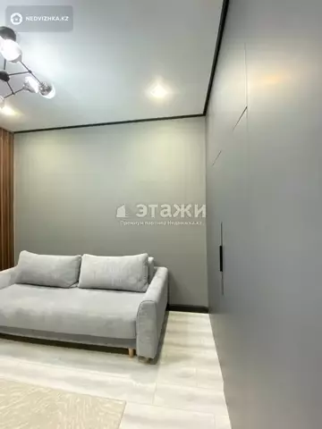 1-комнатная квартира, этаж 4 из 9, 38 м²