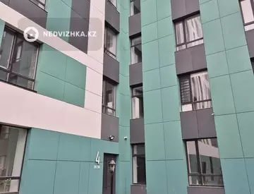 1-комнатная квартира, этаж 10 из 10, 38 м²