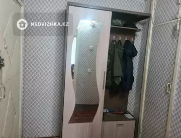 4-комнатная квартира, этаж 1 из 5, 59 м²