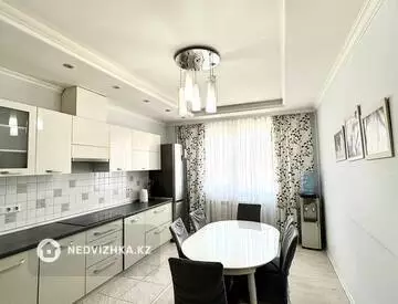 3-комнатная квартира, этаж 14 из 25, 103 м²