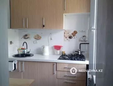 2-комнатная квартира, этаж 2 из 2, 40 м²